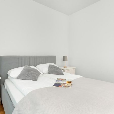 Apartament Na 15 Pietrze Z Widokiem Na Zatoke W Gdyni I Parkingiem By Noclegi Renters Gdynia Exterior photo